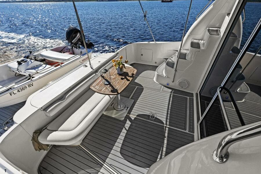 1998 Sea Ray 480 Sedan Bridge