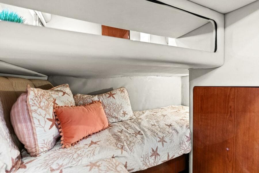 1998 Sea Ray 480 Sedan Bridge