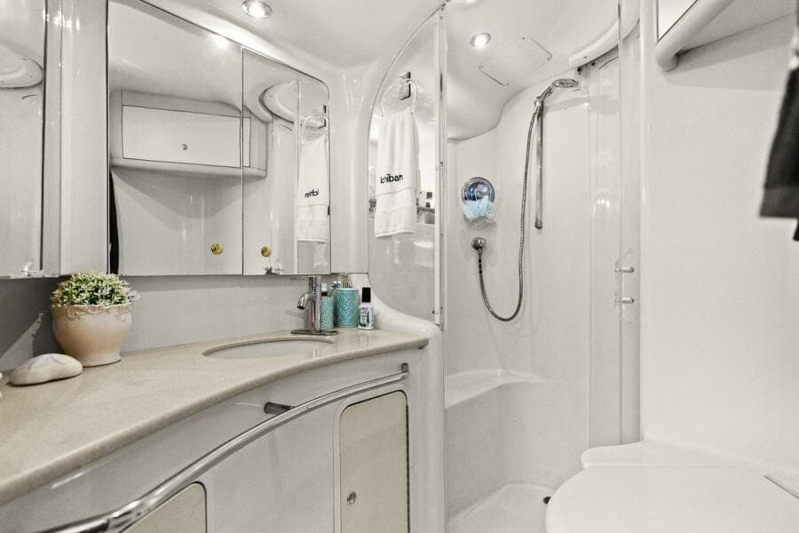 1998 Sea Ray 480 Sedan Bridge