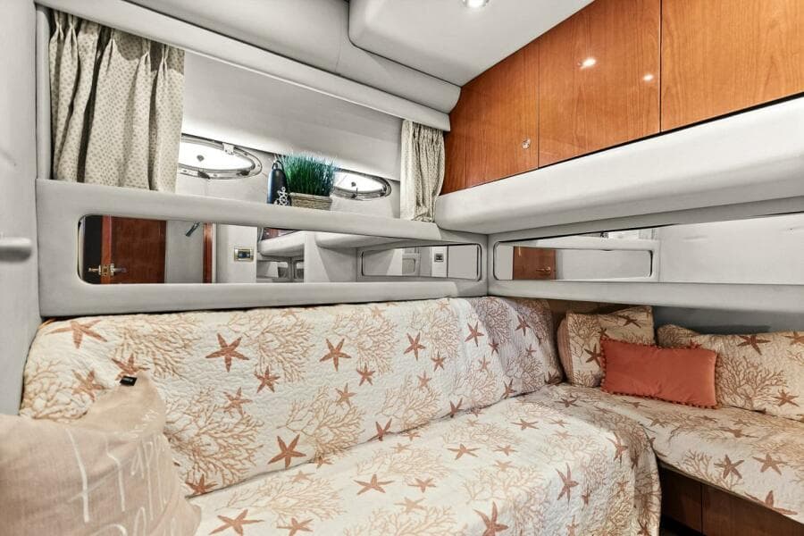 1998 Sea Ray 480 Sedan Bridge