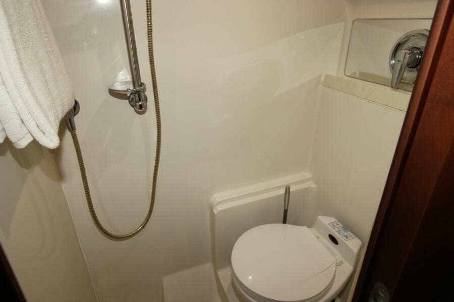 Guest Head with Shower