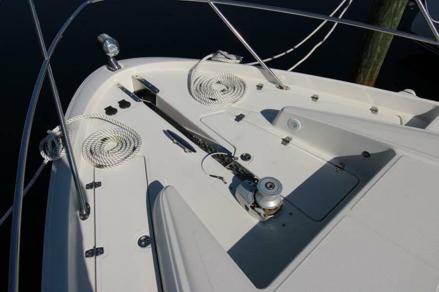 Electric Windlass Close-Up