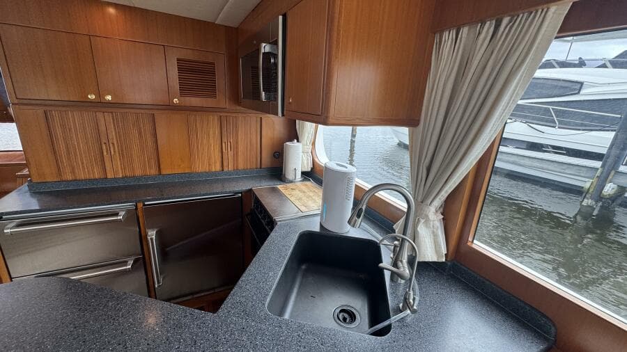 2007 Jefferson 52 Pilothouse SE - Photo 23