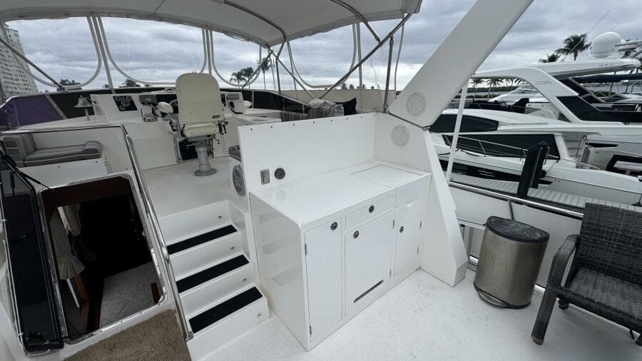 2007 Jefferson 52 Pilothouse SE - Photo 4
