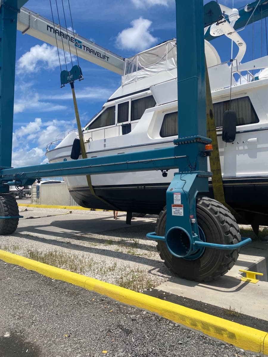 2007 Jefferson 52 Pilothouse SE - Photo 52