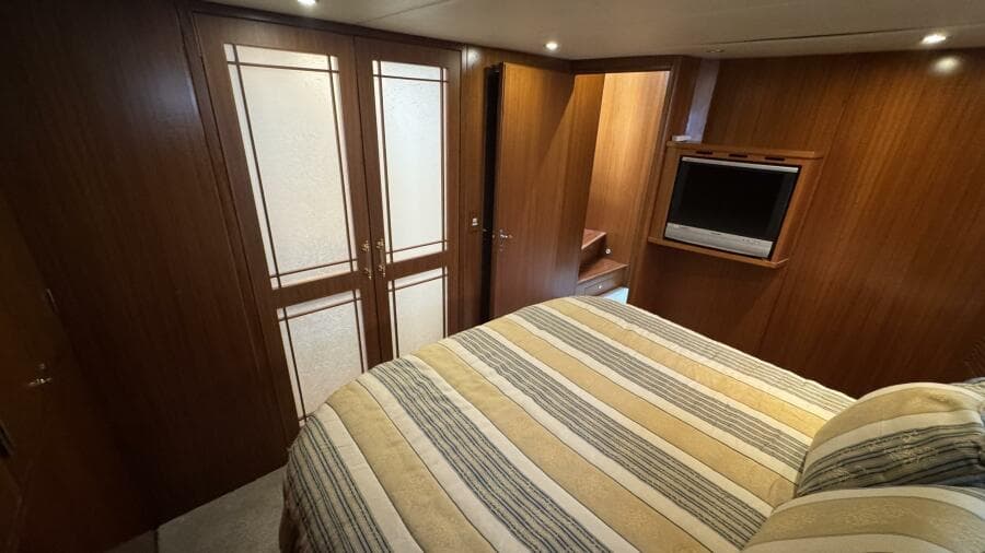 2007 Jefferson 52 Pilothouse SE - Photo 35