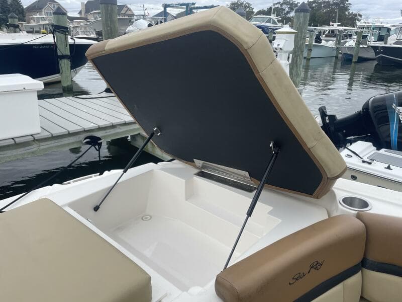 2014 Sea Ray 250 SLX