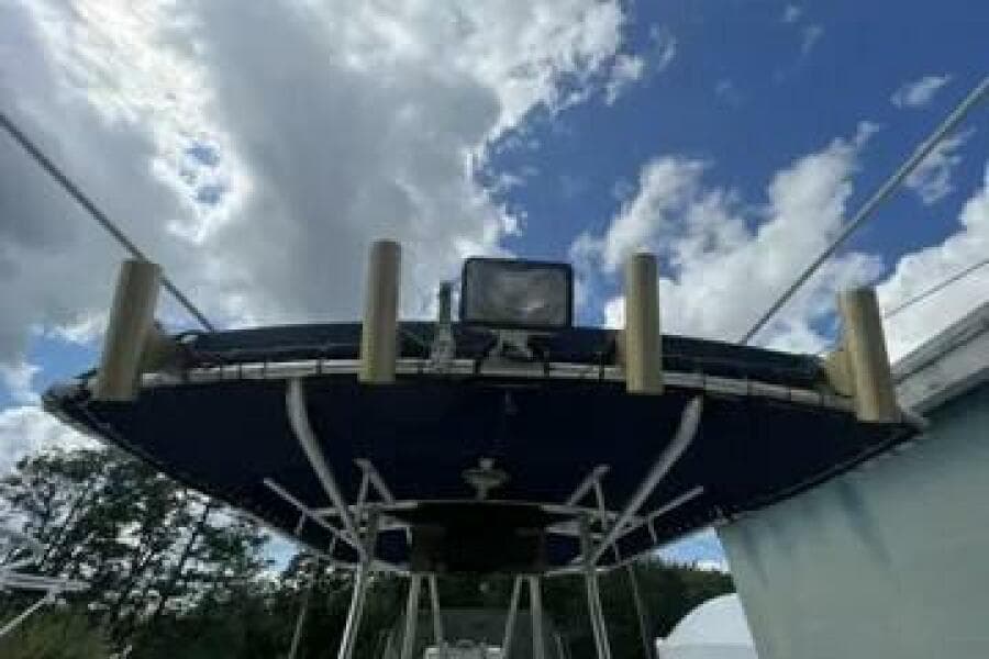 2002 Boston Whaler 21 Outrage