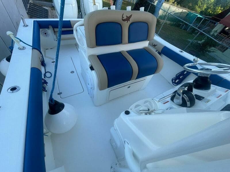 2016 Mako 284 Center Console