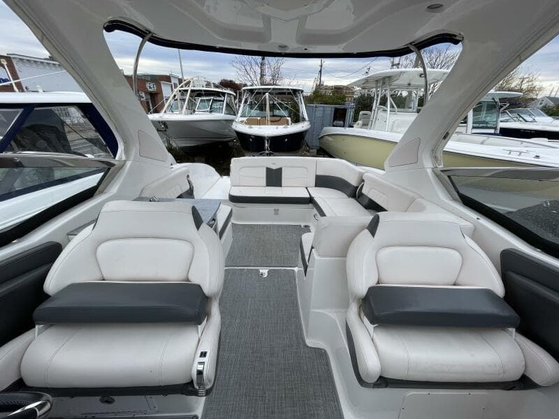 2017 Chaparral 307 SSX