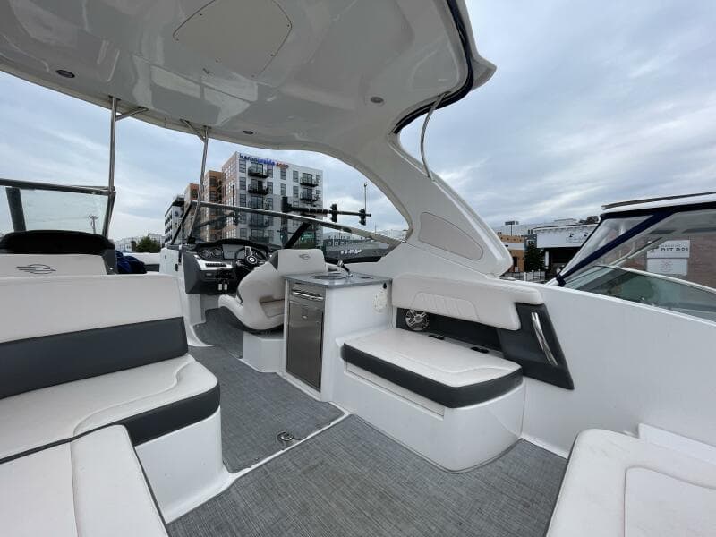 2017 Chaparral 307 SSX