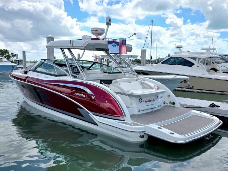 2015 Formula 350 Crossover Bowrider