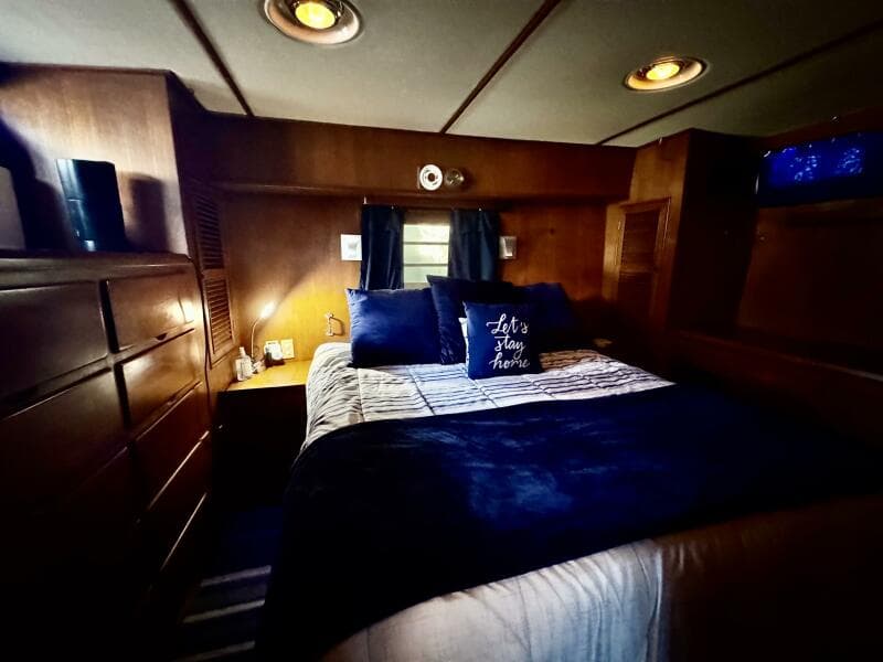 1986 Marine Trader 47 Tradewinds