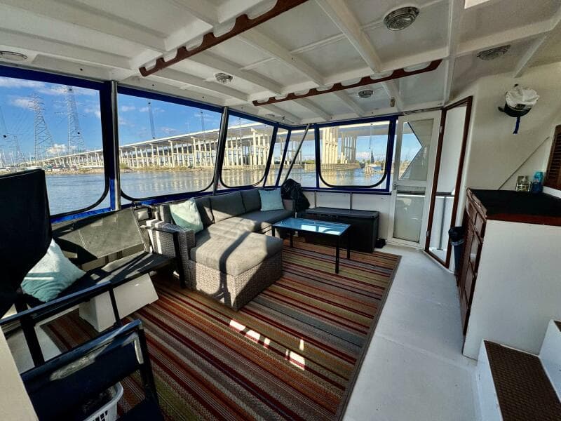 1986 Marine Trader 47 Tradewinds