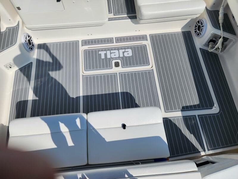 2001 Tiara Yachts 3500 Open