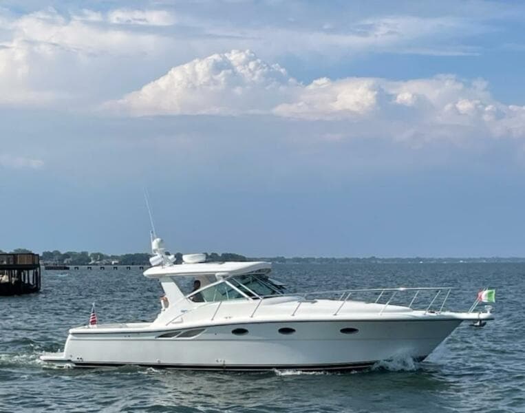 2001 Tiara Yachts 3500 Open