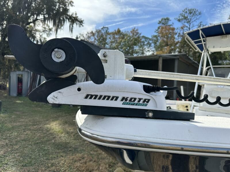 2008 NauticStar 2400 NauticBAY