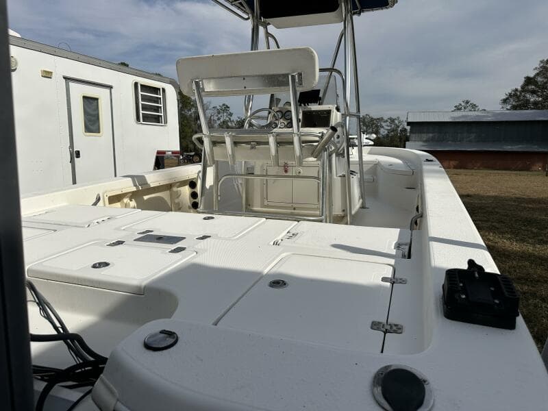 2008 NauticStar 2400 NauticBAY