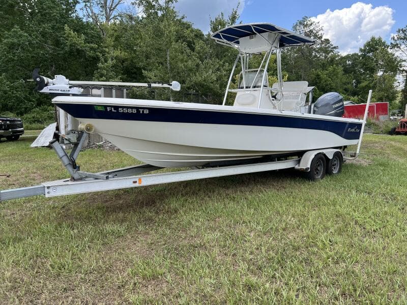2008 NauticStar 2400 NauticBAY