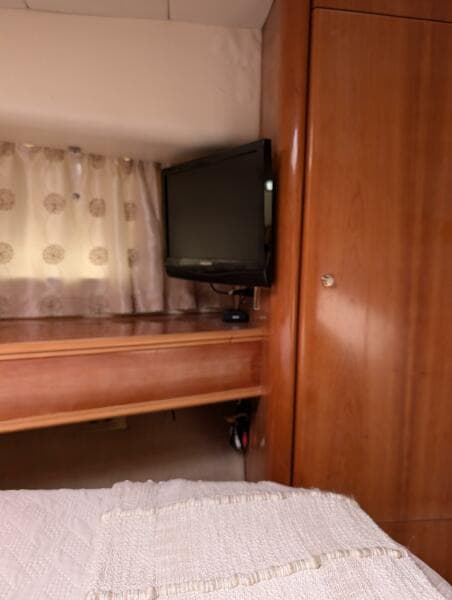 1998 Viking Princess Sport Cruiser