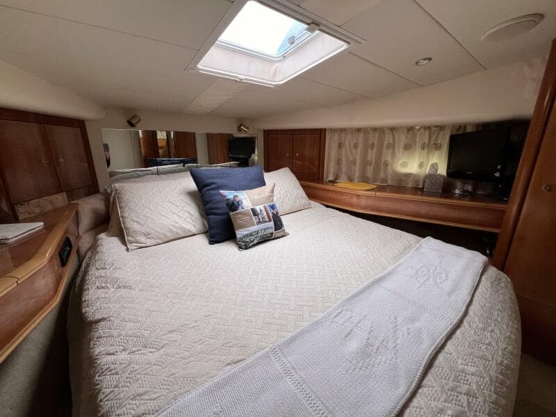 1998 Viking Princess Sport Cruiser