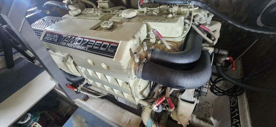 1998 Viking Princess Sport Cruiser