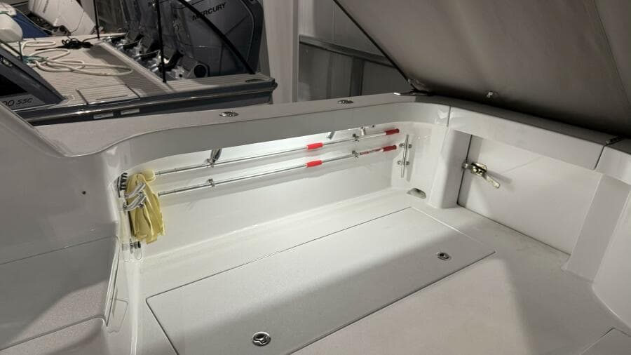 2020 Hatteras GT45 Express