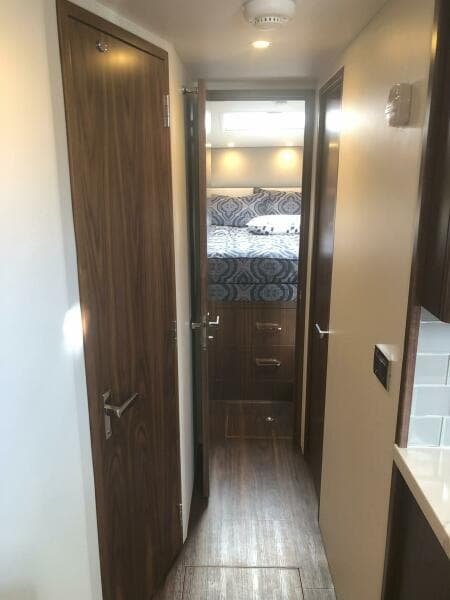 2020 Hatteras GT45 Express