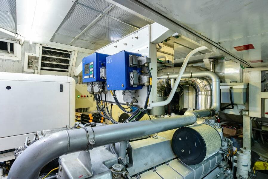 2010 Leopard Leopard 27 Sport