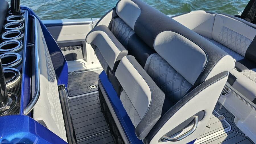 2024 Nor-Tech 390 Sport Center Console