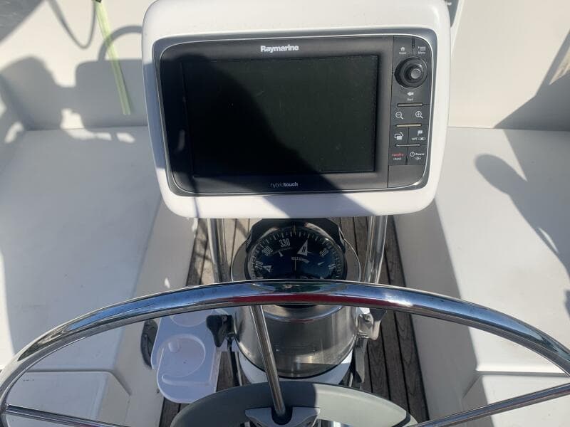 1987 Nonsuch Ultra 30