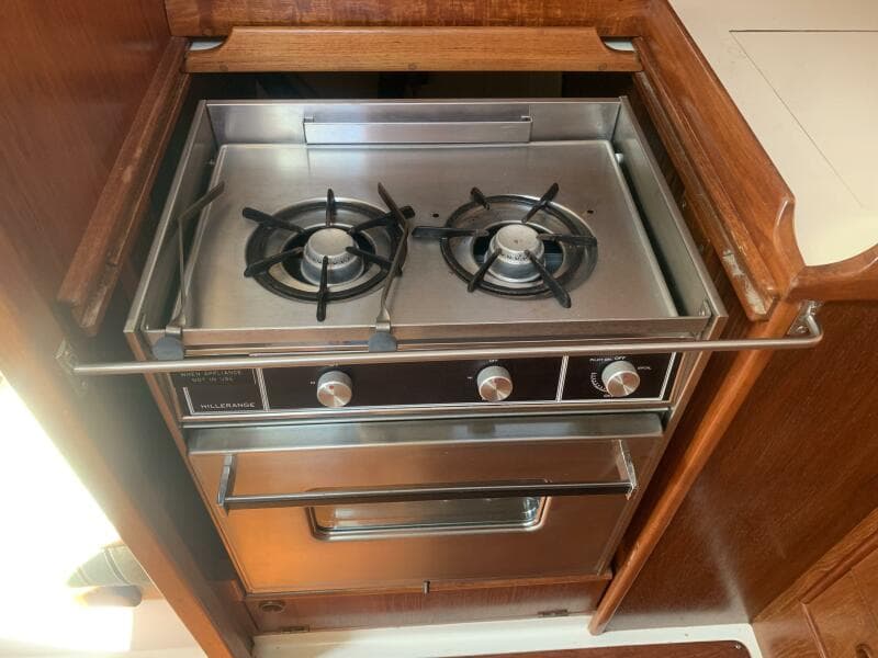 1987 Nonsuch Ultra 30