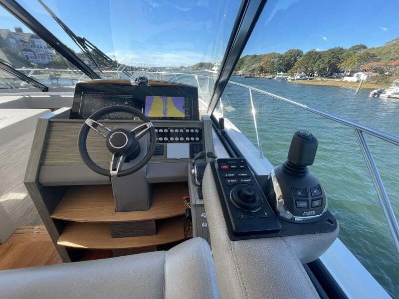 2020 Tiara Yachts C53 Coupe