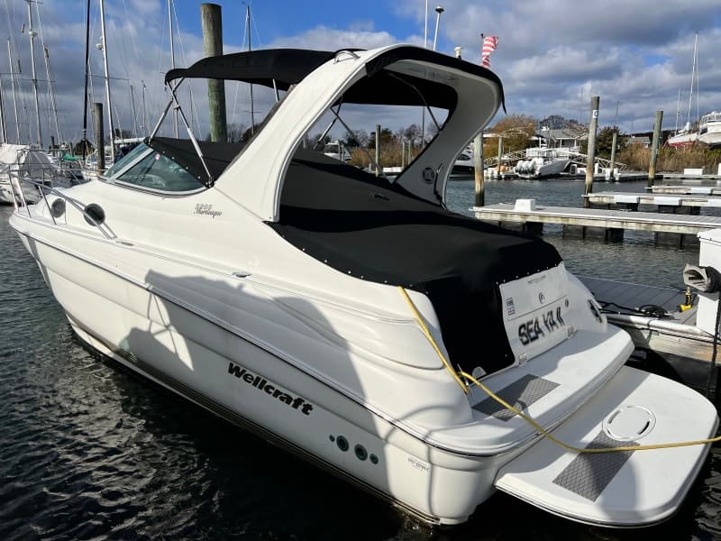 2001 Wellcraft 2800