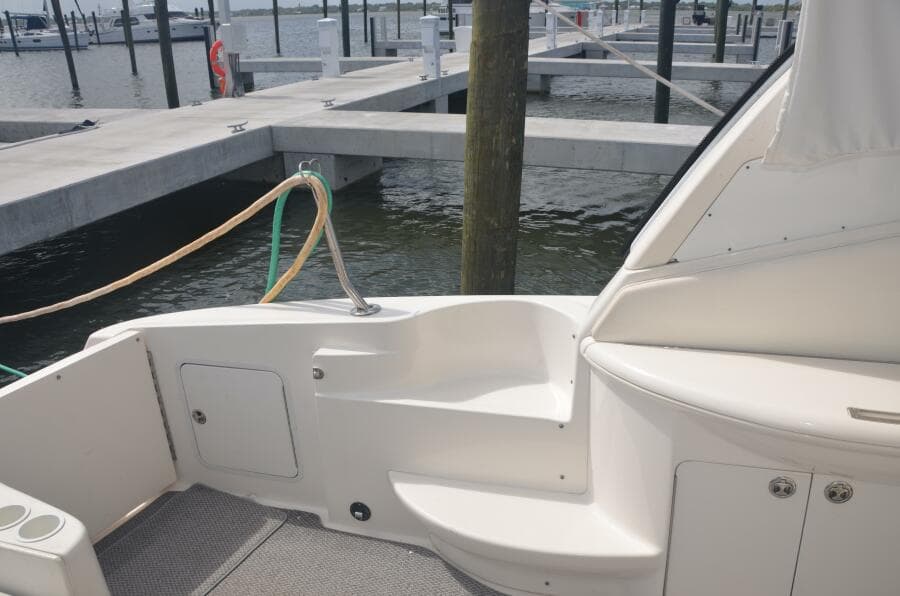 Sea Ray 46 4 RICH-SHER OR POORER - Cockpit