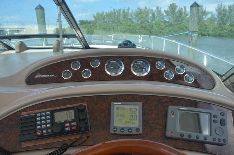 Sea Ray 46 4 RICH-SHER OR POORER - Cockpit - Helm