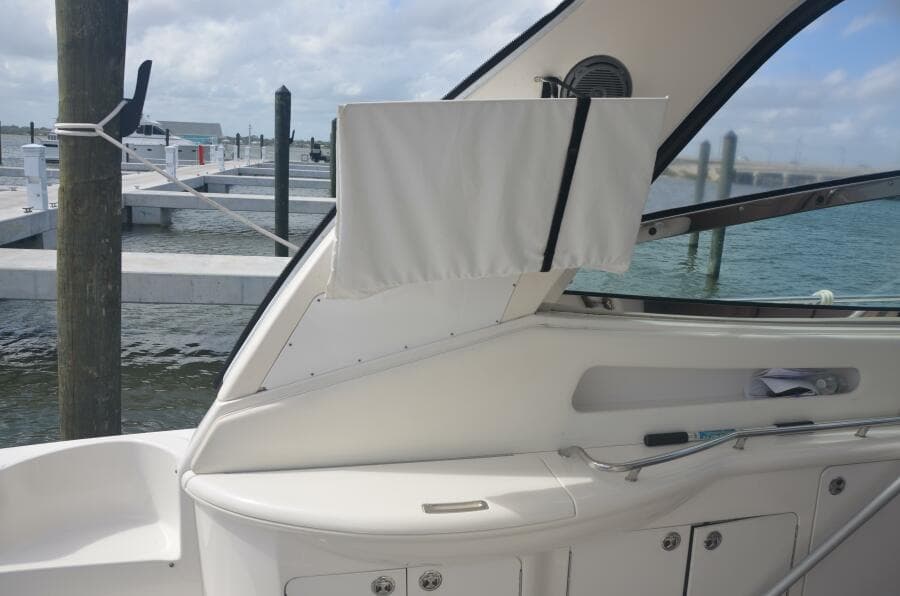 Sea Ray 46 4 RICH-SHER OR POORER - Cockpit 