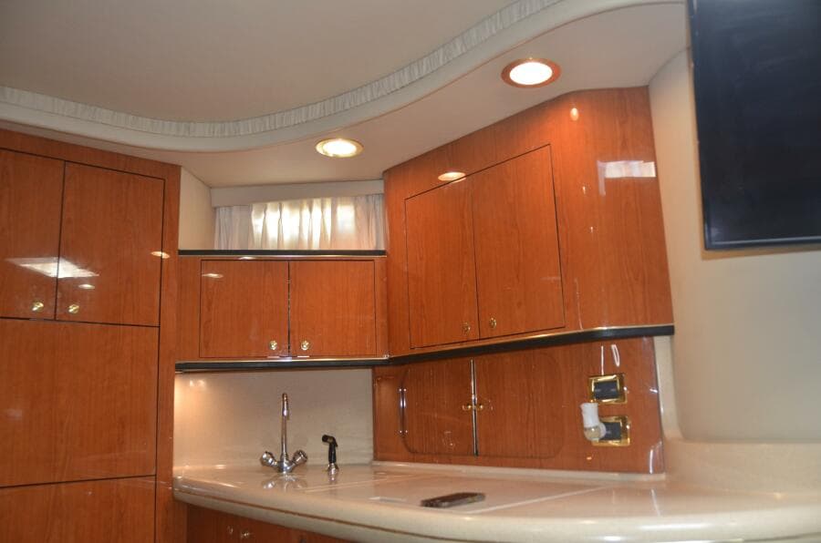 Sea Ray 46 4 RICH-SHER OR POORER - Galley