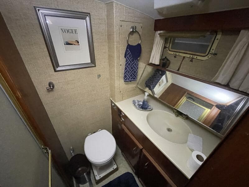 1986 Egg Harbor 40 Motor Yacht