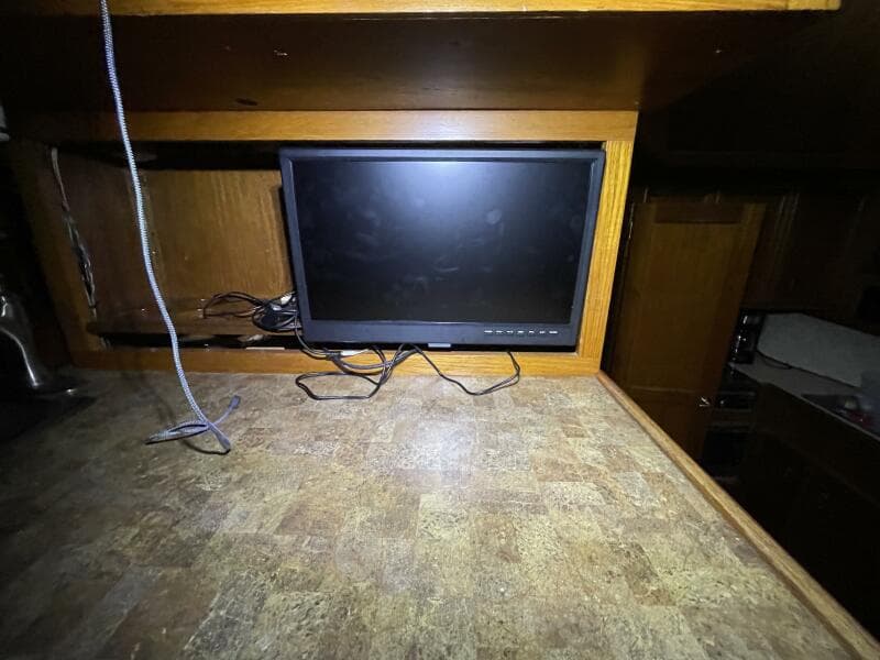 1986 Egg Harbor 40 Motor Yacht