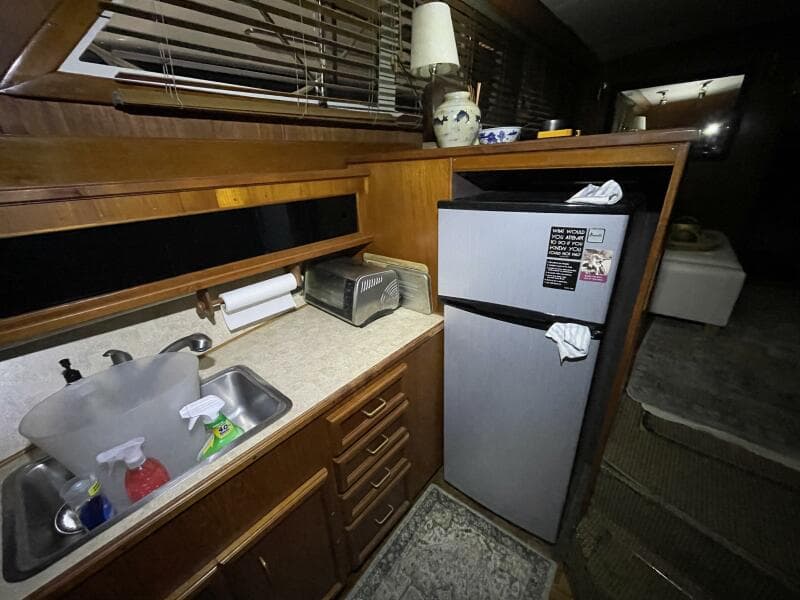 1986 Egg Harbor 40 Motor Yacht