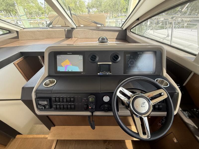 2018 Sea Ray FLY 400