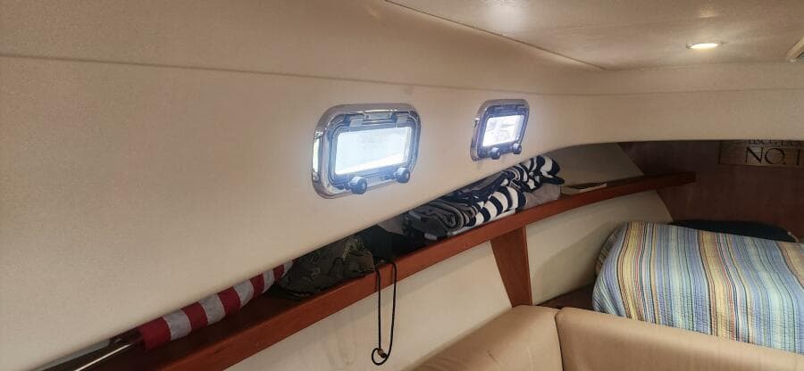 2003 Mainship Pilot 30