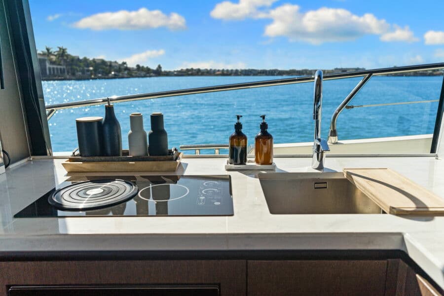 2020 Galeon 680 FLYBRIDGE