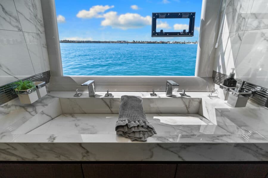 2020 Galeon 680 FLYBRIDGE