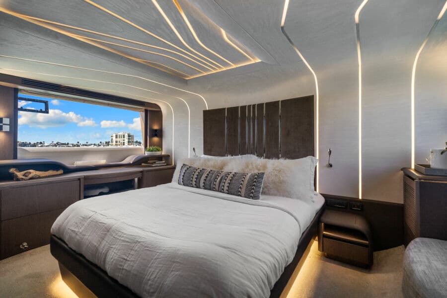 2020 Galeon 680 FLYBRIDGE