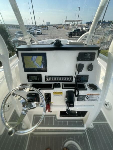 2020 Sea Fox 248 Commander