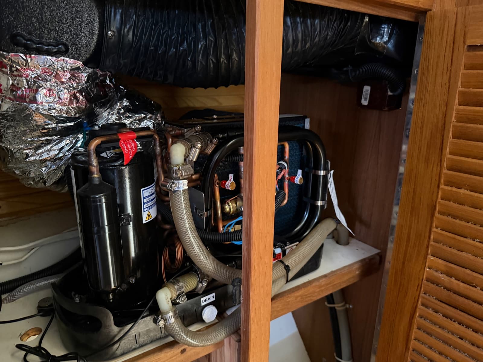 2001 Catalina 380 - Photo 48