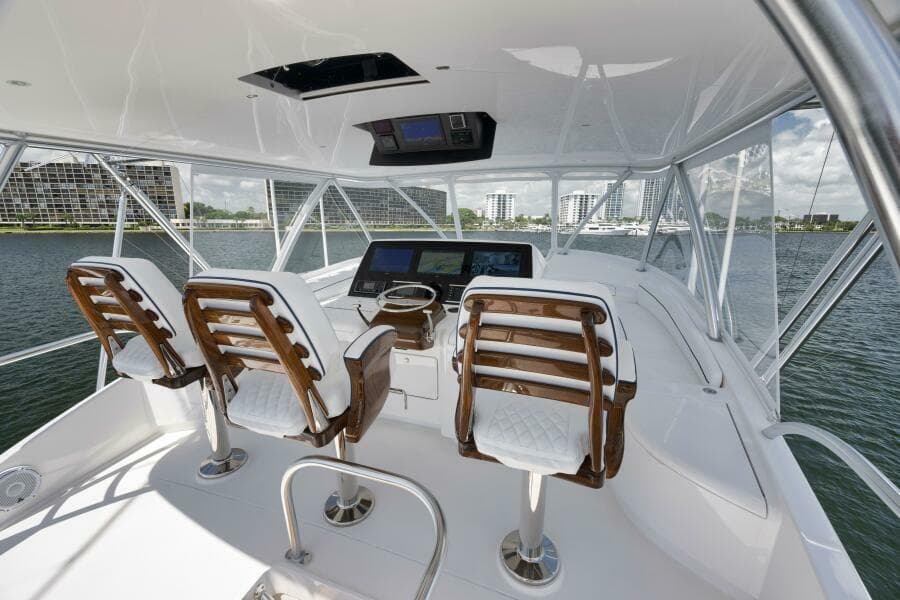 2024 Viking 68 Convertible- GYS TRADE- Helm