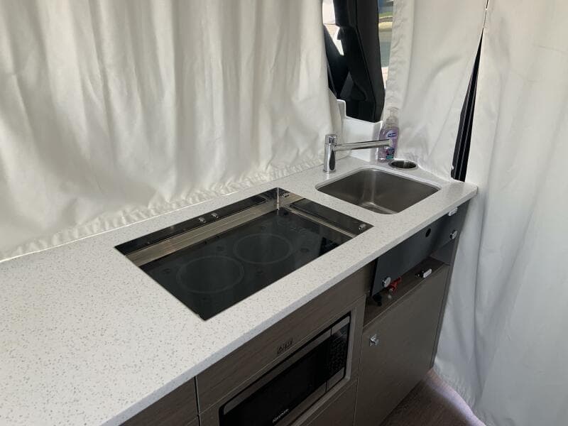 2025 Jeanneau NC 1095 Coupe